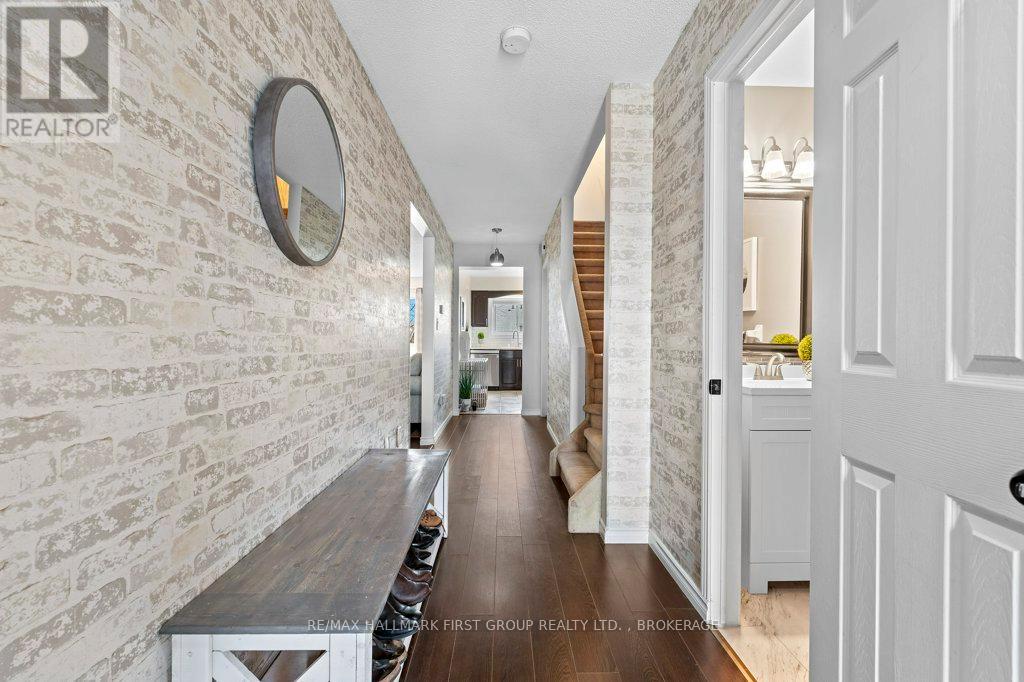 979 Warburton Crescent, Kingston, Ontario  K7M 8L1 - Photo 8 - X12126623