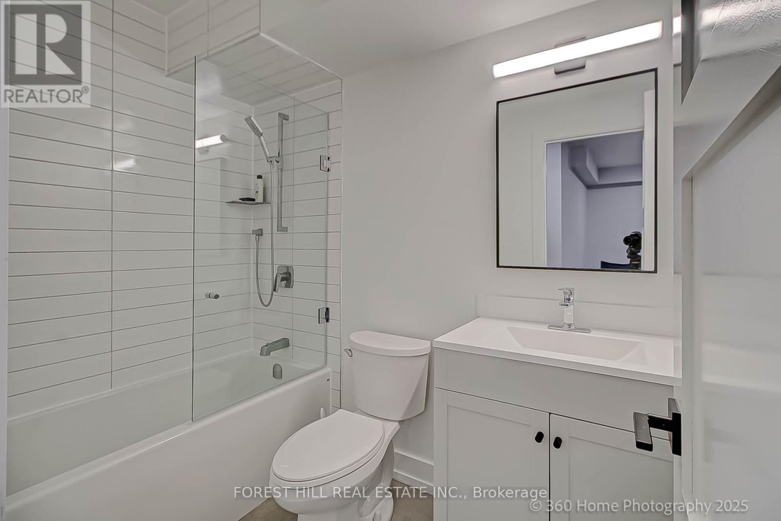 896 Coxwell Avenue, Toronto, Ontario  M4C 3G2 - Photo 23 - E11975813