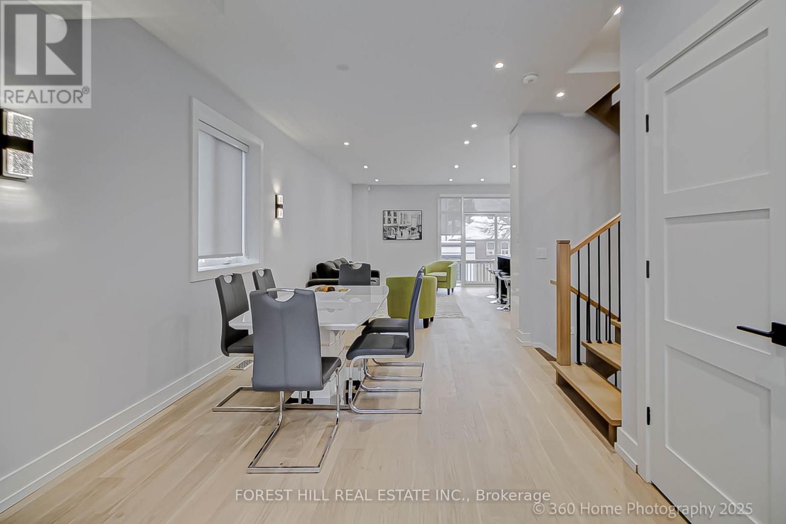 896 Coxwell Avenue, Toronto, Ontario  M4C 3G2 - Photo 5 - E11975813
