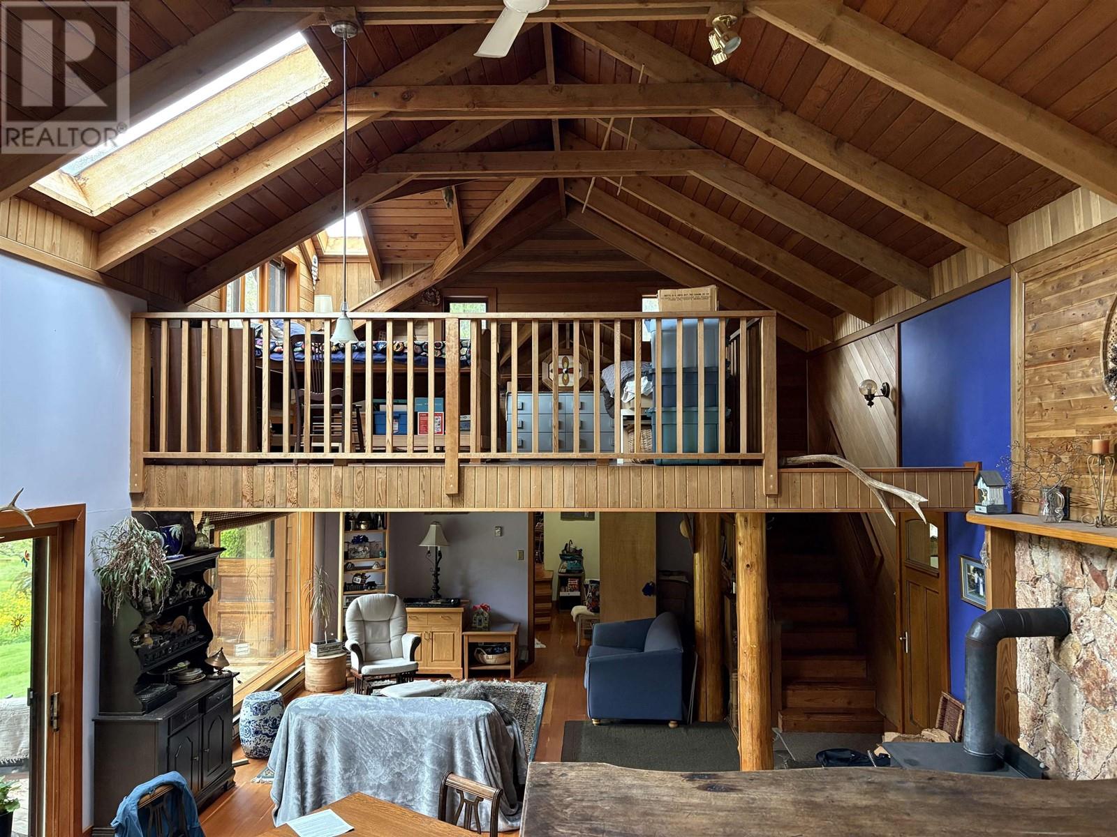 5768 Sutherland Road, Halfmoon Bay, British Columbia  V7Z 1G9 - Photo 9 - R2996119