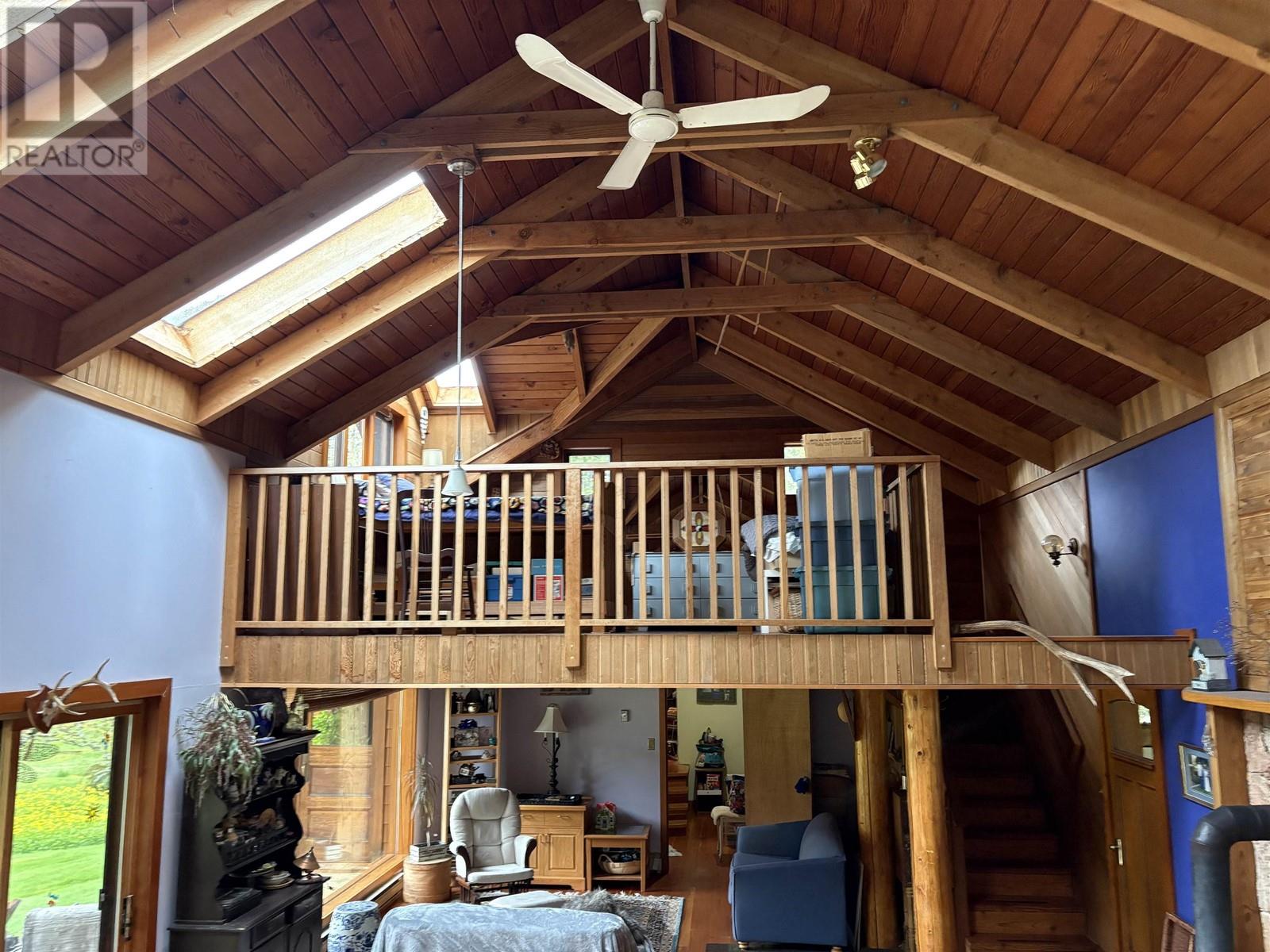 5768 Sutherland Road, Halfmoon Bay, British Columbia  V7Z 1G9 - Photo 10 - R2996119