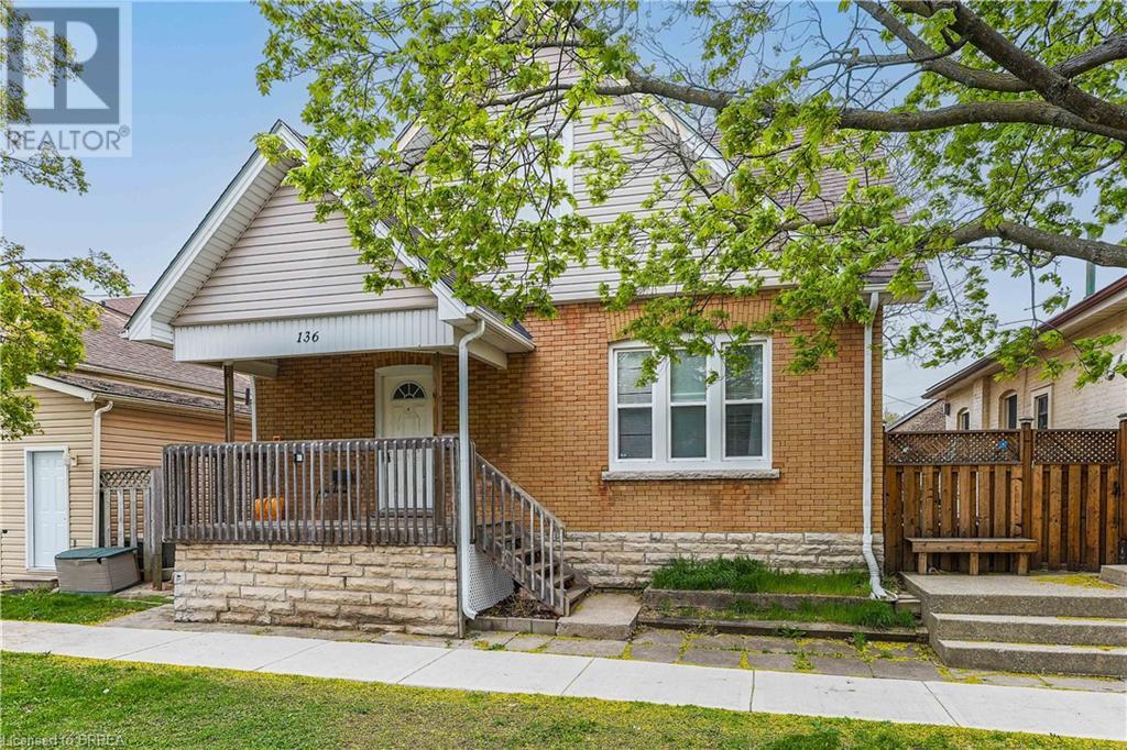 136 George Street, Brantford, Ontario  N3T 2Y8 - Photo 2 - 40724502