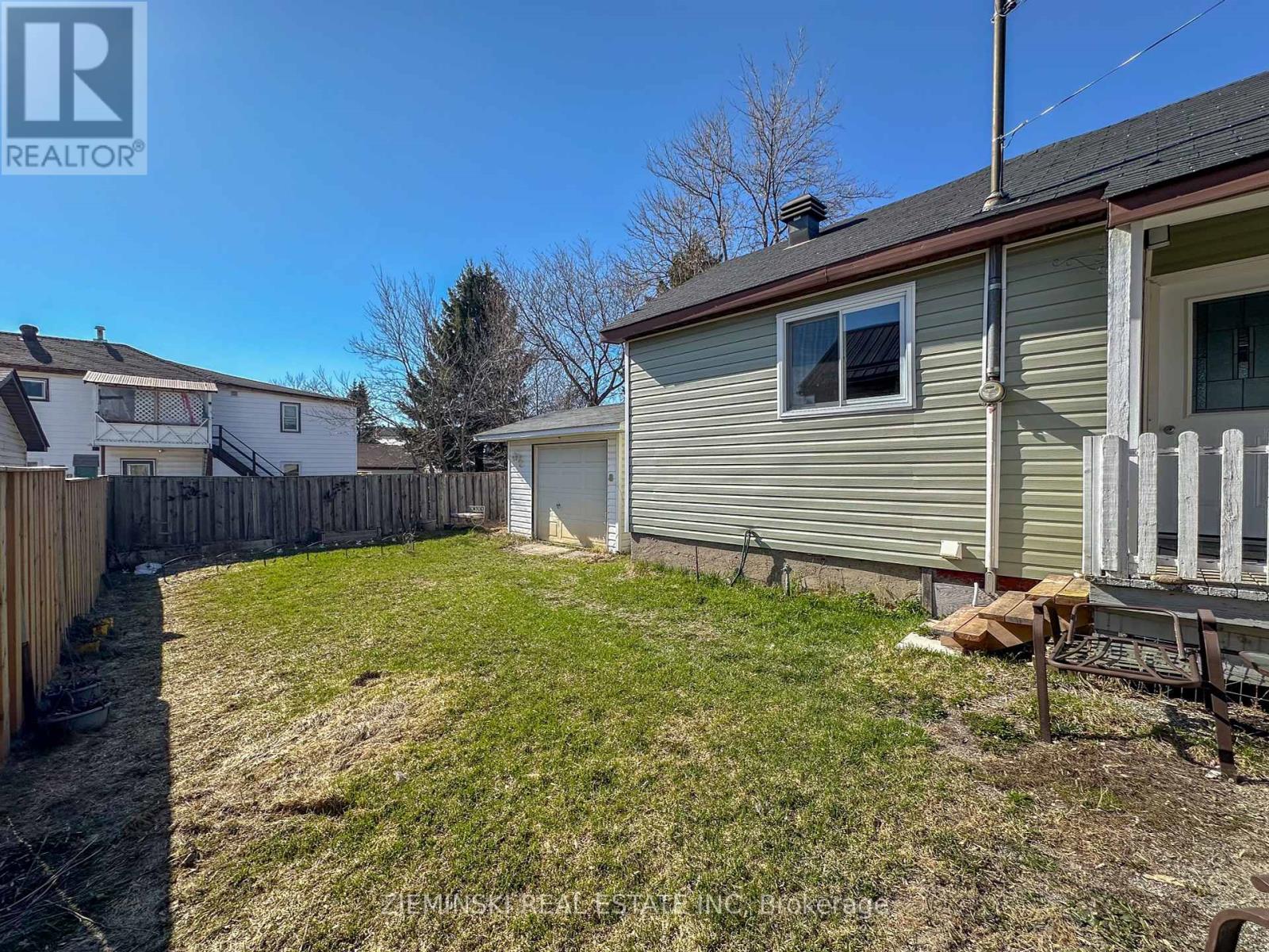 523 James Street, Iroquois Falls, Ontario  P0K 1G0 - Photo 17 - T12126673