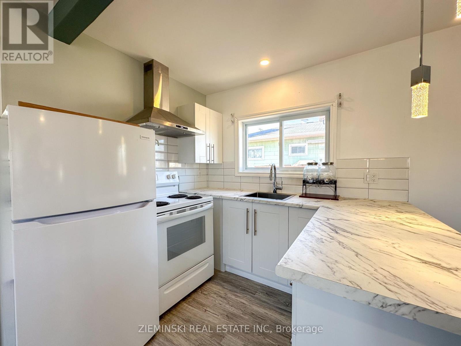 523 James Street, Iroquois Falls, Ontario  P0K 1G0 - Photo 4 - T12126673