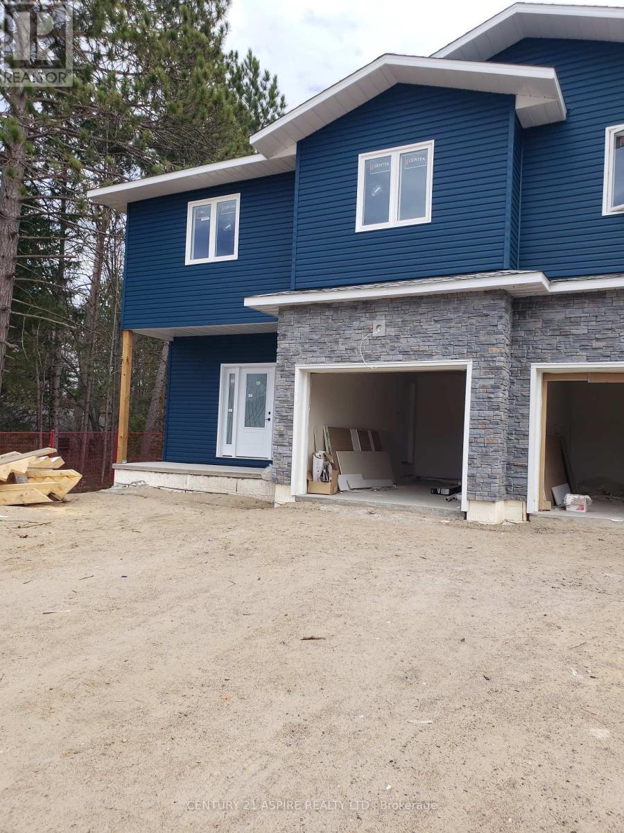 94d Frontenac Crescent, Deep River, Ontario  K0J 1P0 - Photo 1 - X12126668