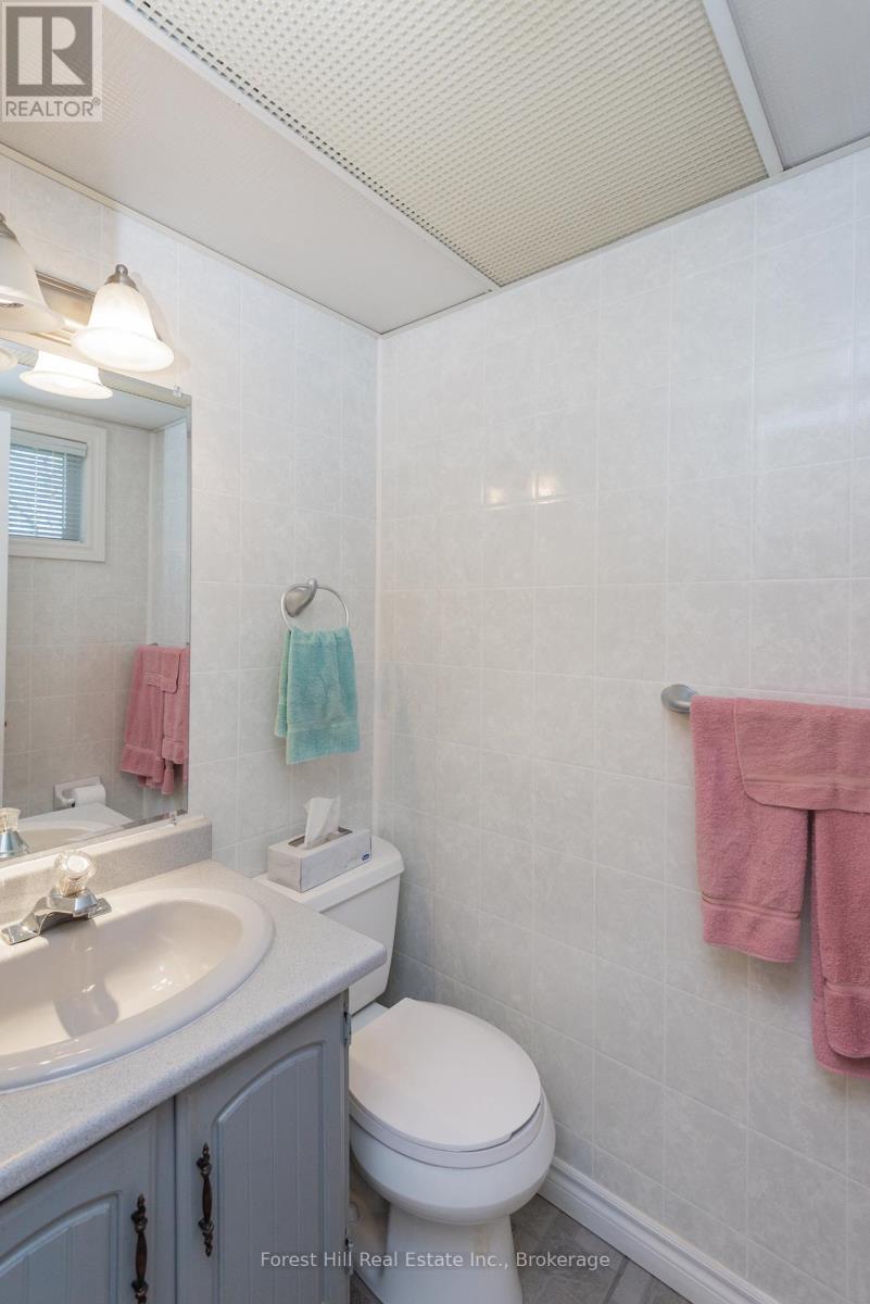 119 Old Stage Road, Parry Sound Remote Area, Ontario  P0H 1A0 - Photo 25 - X12030056