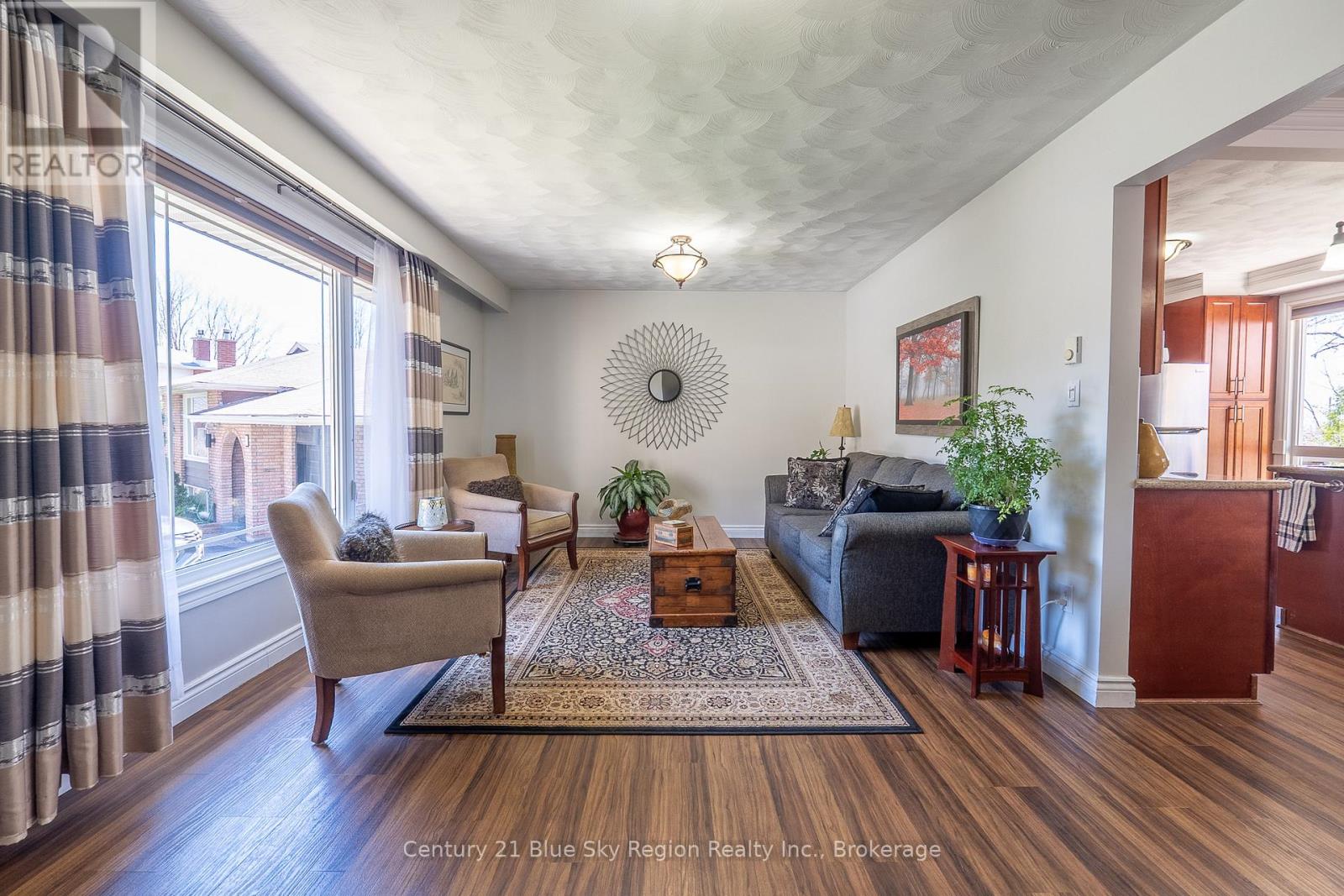 Property at 24 RIDDLE COURT image 5