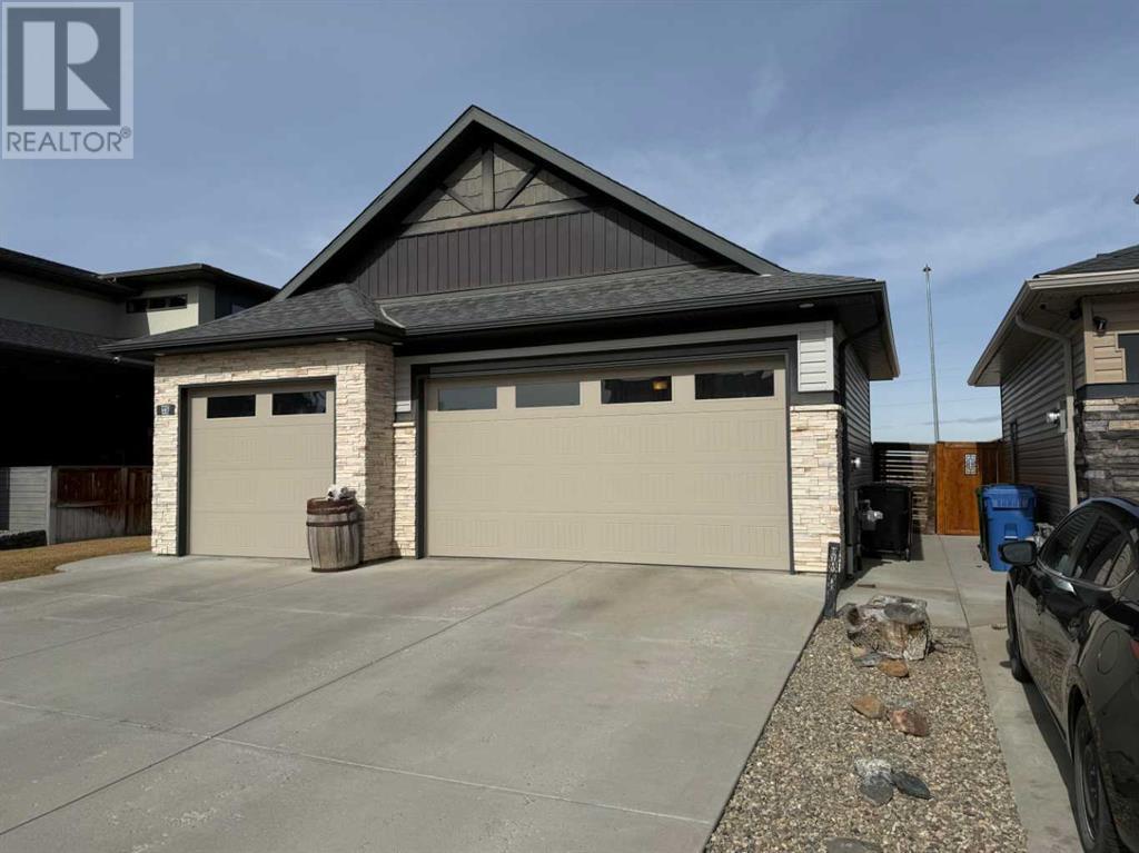 Property at 107 Canyon Estates Way W image 2