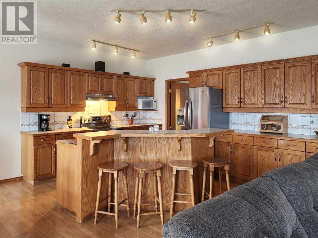 20 Westlyn Drive W, Claresholm, Alberta  T0L 0T0 - Photo 8 - A2190709
