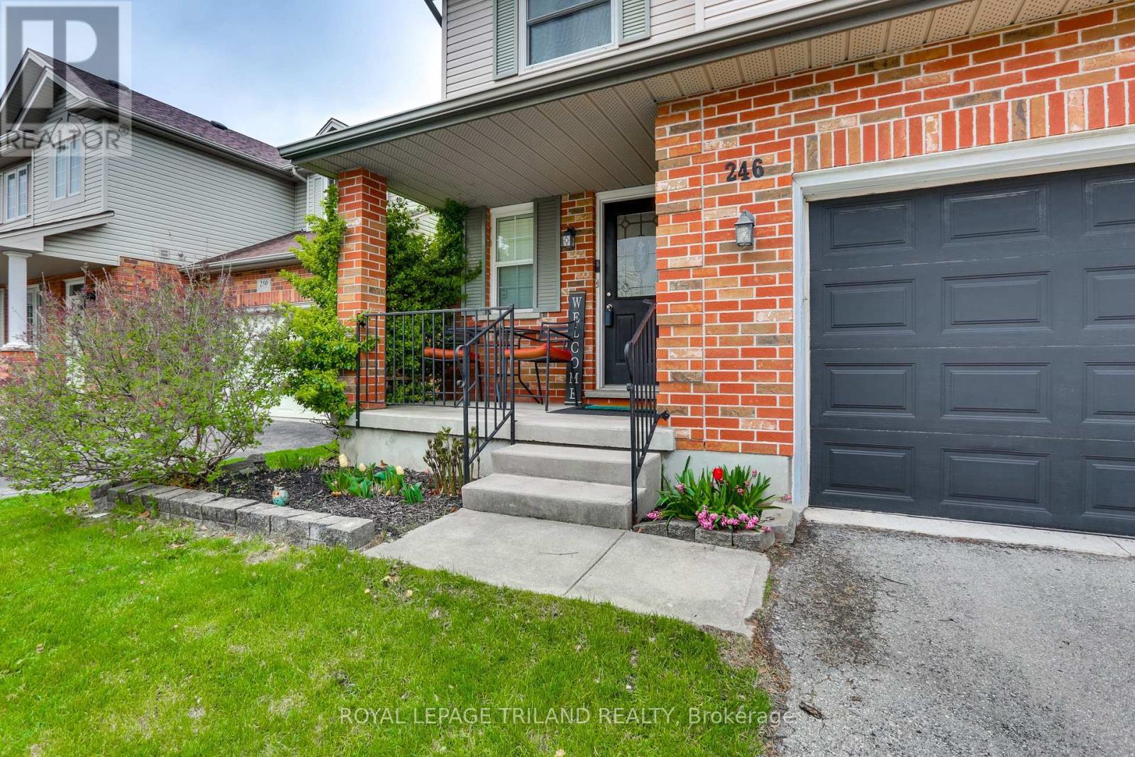 246 White Sands Drive, London South, Ontario  N6M 1H9 - Photo 3 - X12126594