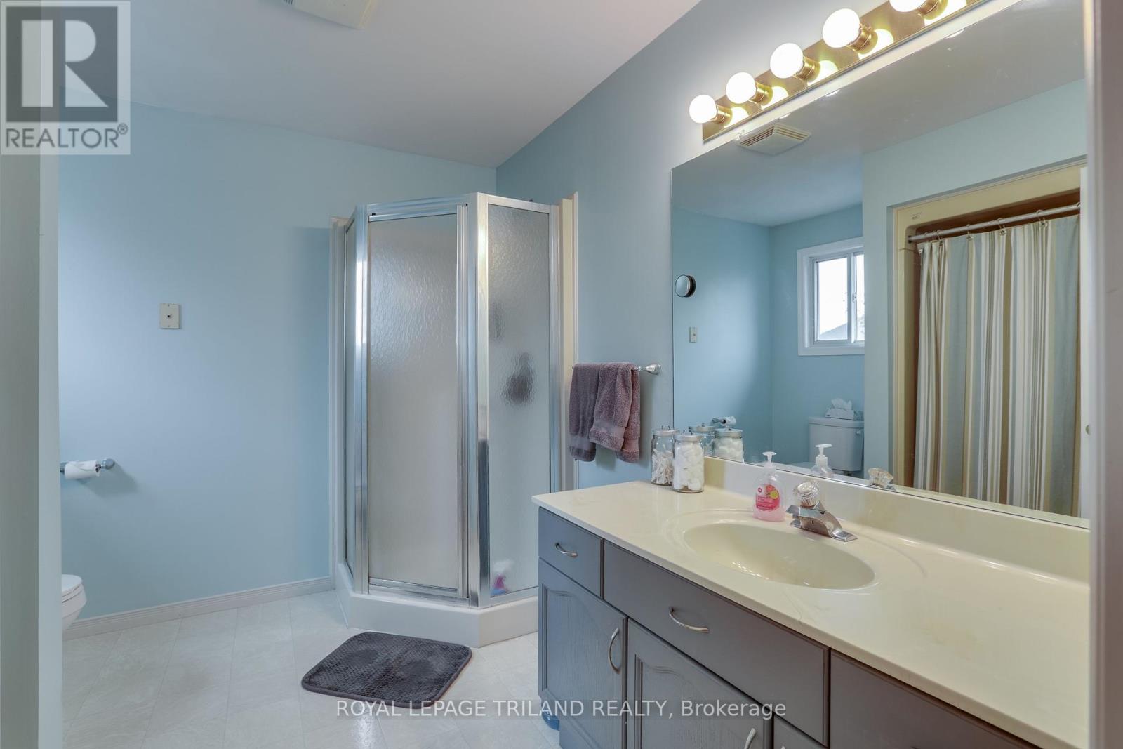 246 White Sands Drive, London South, Ontario  N6M 1H9 - Photo 37 - X12126594