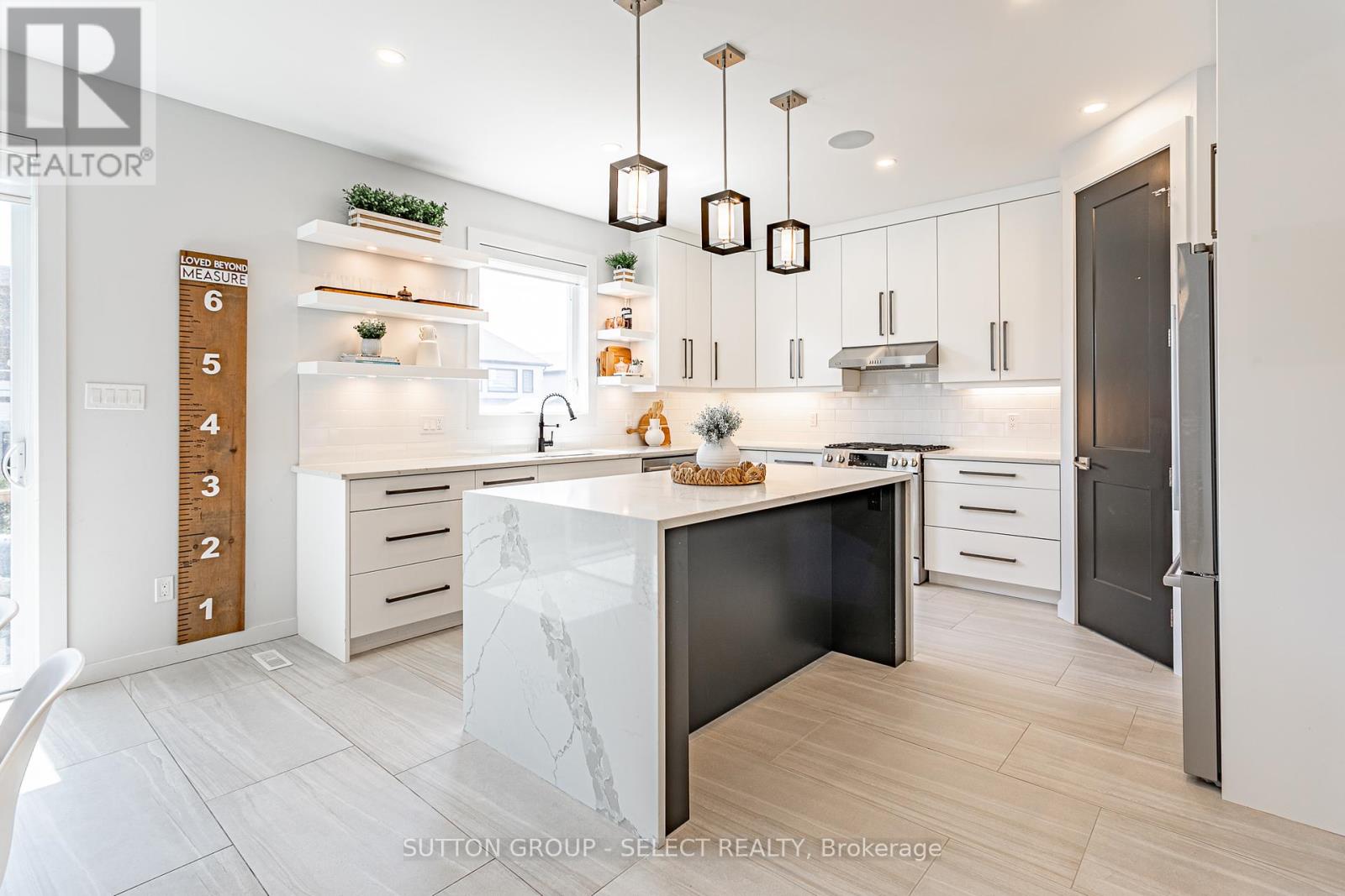 2450 Brayford Crescent, London South, Ontario  N6K 0H7 - Photo 16 - X12126710