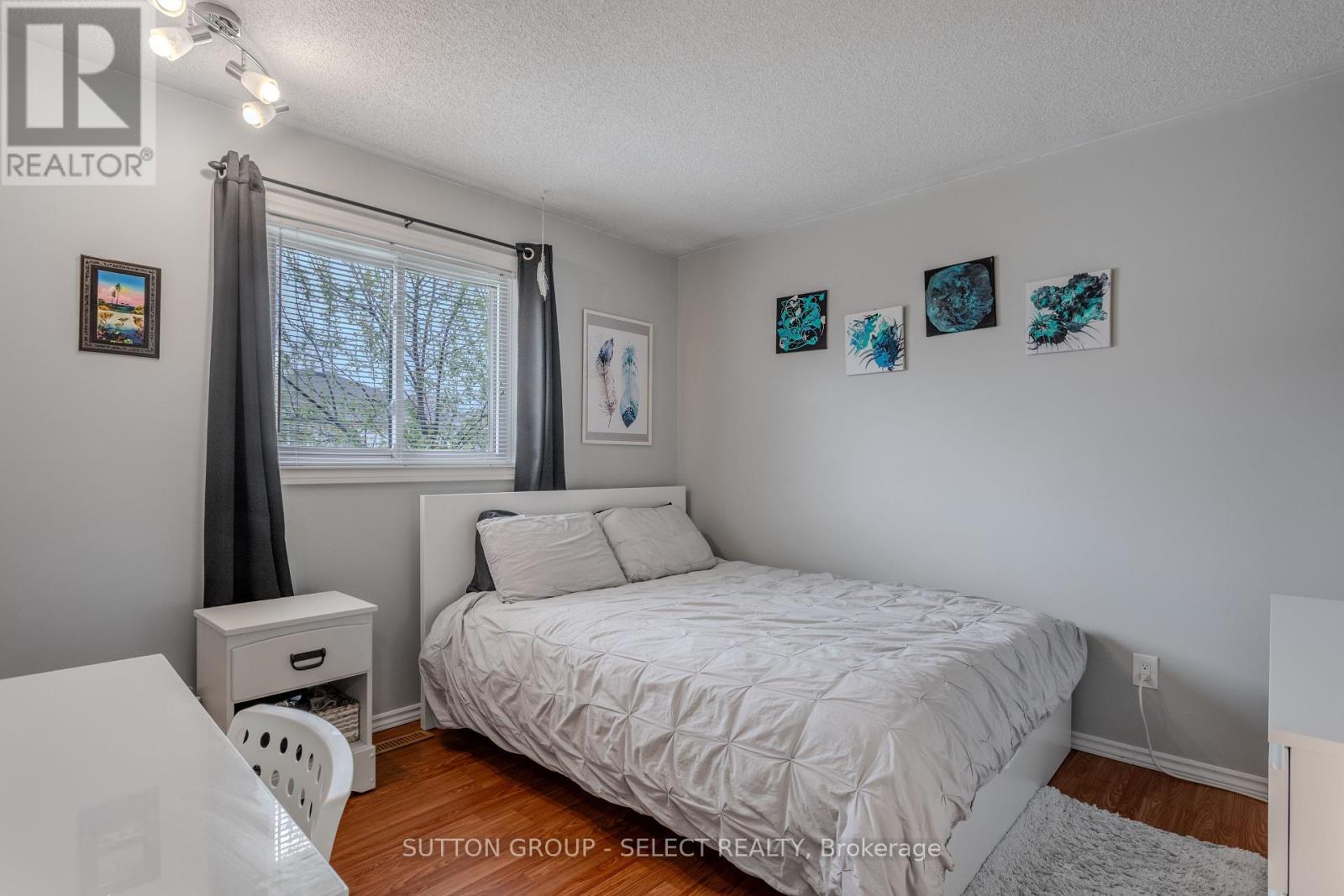 305 Bournemouth Drive, London East, Ontario  N5V 4C6 - Photo 16 - X12126786