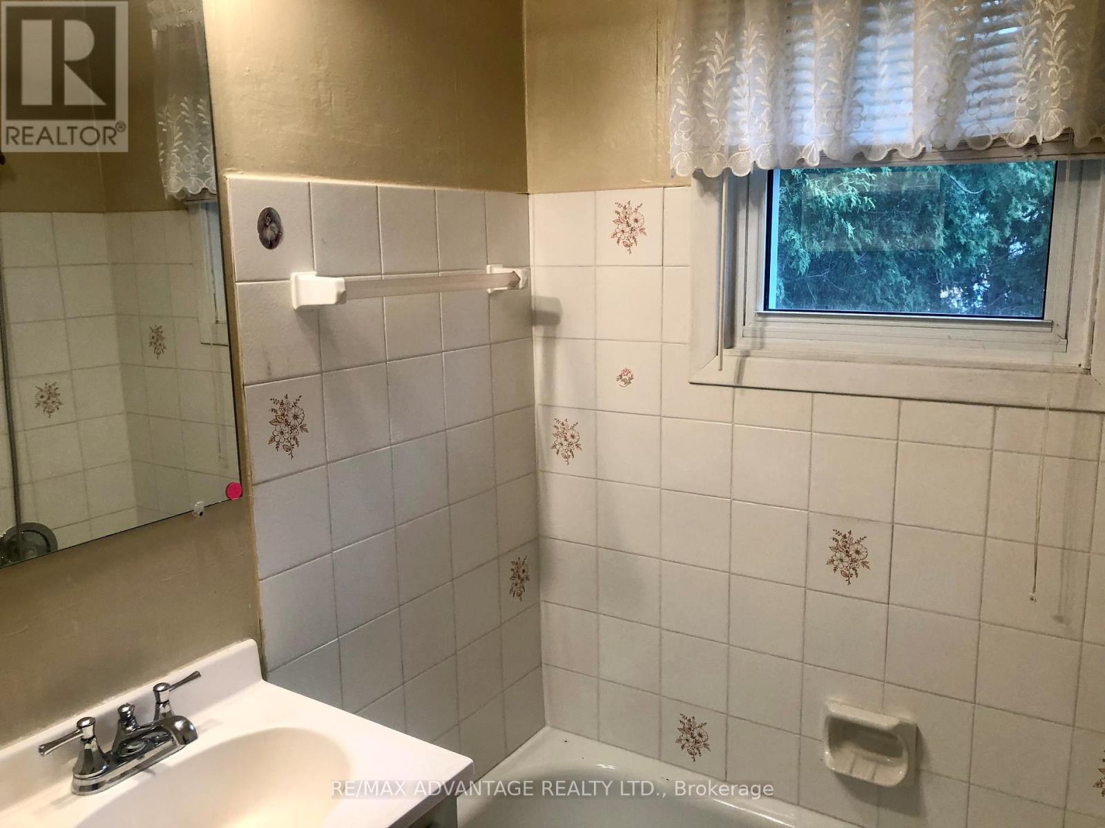 1191 Melsandra Avenue, London East, Ontario  N5Y 4P1 - Photo 14 - X12126794