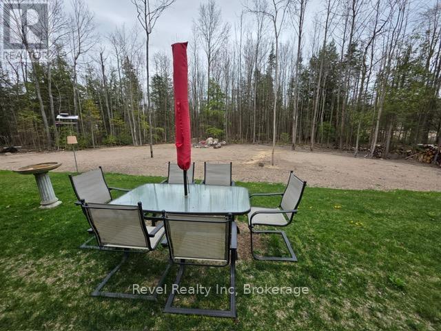 719 17 Concession Road W, Tiny, Ontario  L9M 1R3 - Photo 13 - S12126744