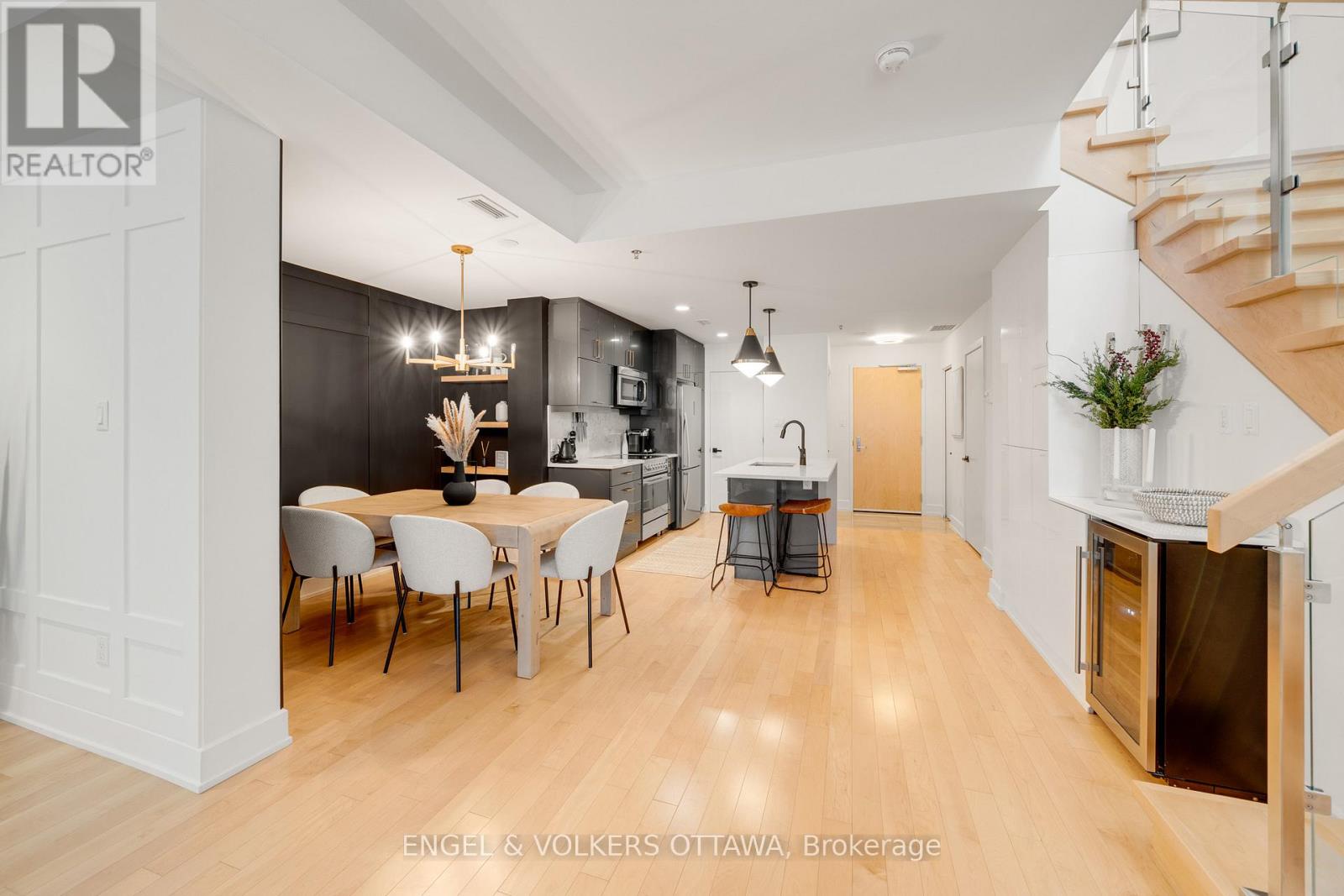218 - 197 Lisgar Street, Ottawa, Ontario  K2P 0C3 - Photo 11 - X12126675