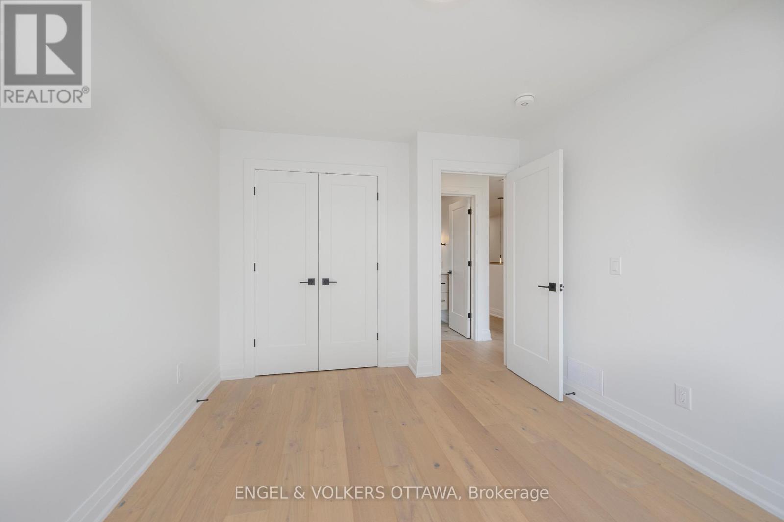 A - 75 Granton Avenue, Ottawa, Ontario  K2G 1W9 - Photo 27 - X12126684