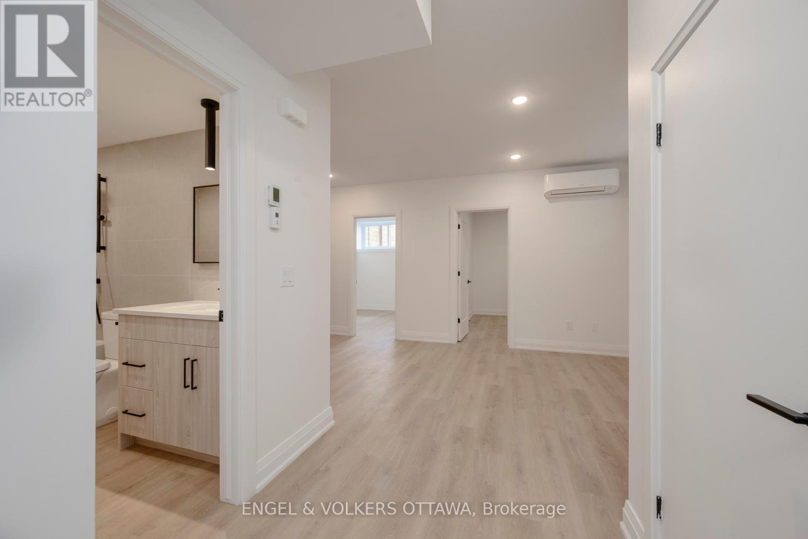 A - 75 Granton Avenue, Ottawa, Ontario  K2G 1W9 - Photo 40 - X12126684