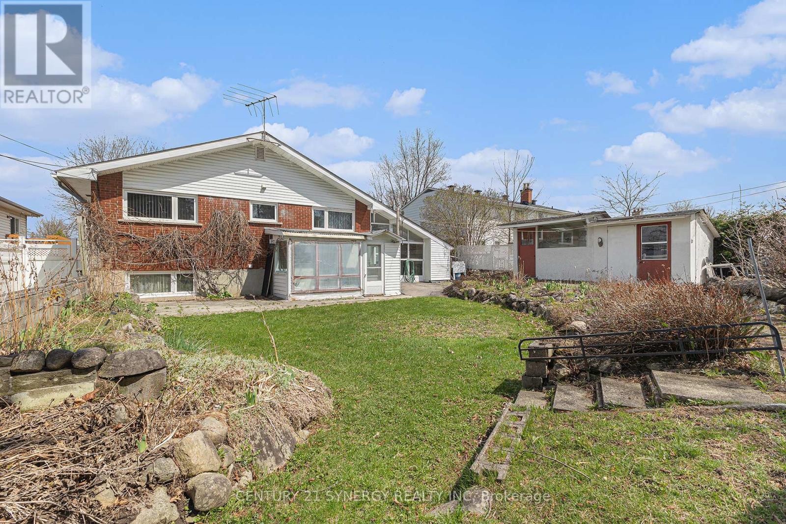1392 Aurele Street, Ottawa, Ontario  K1B 3L3 - Photo 31 - X12126702