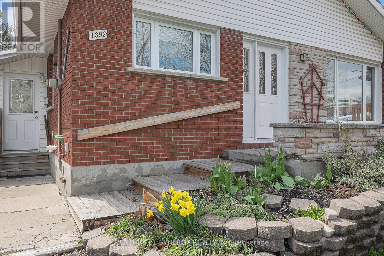 Property at 1392 AURELE STREET image 4