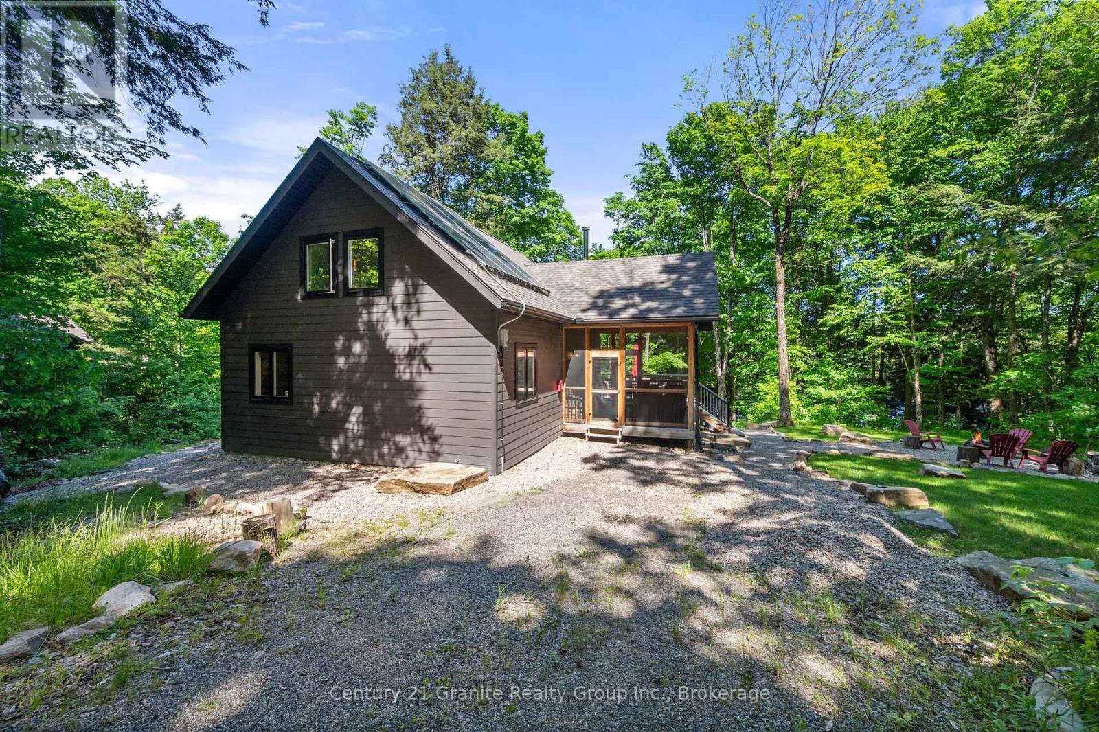 1577 Rugged Lane, Algonquin Highlands, Ontario  K0M 2K0 - Photo 32 - X12126604