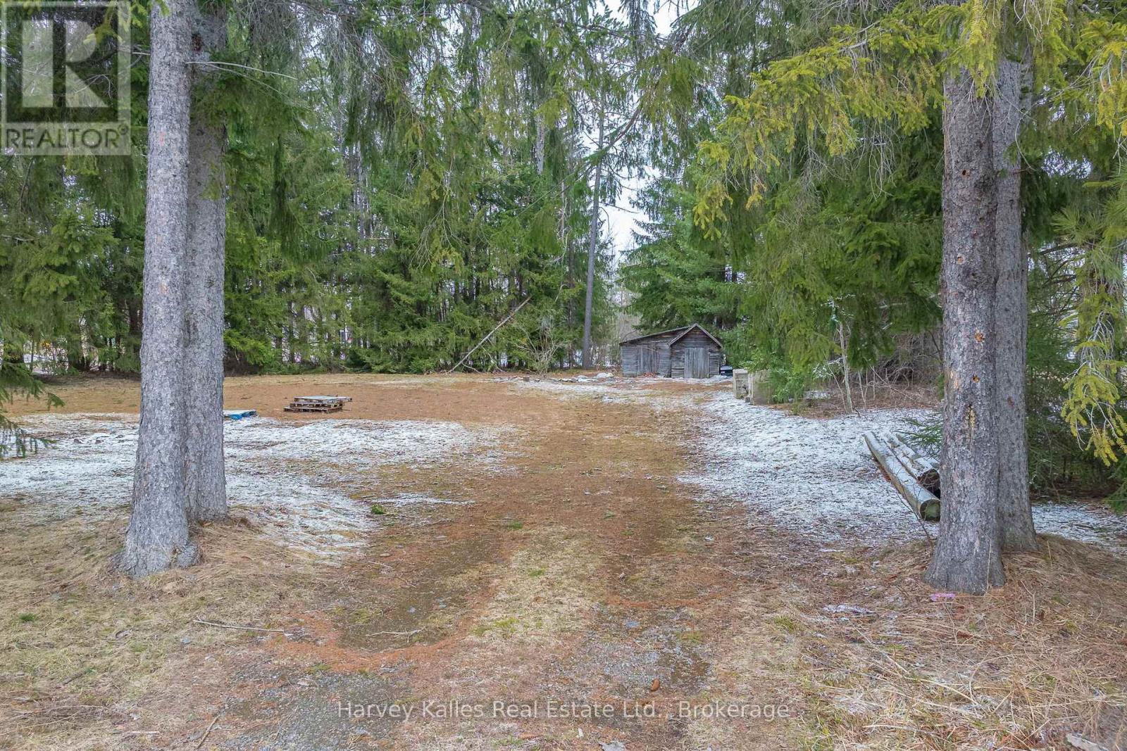 990 Taylor Court, Bracebridge (Macaulay), Ontario  P1L 0G5 - Photo 8 - X12126698