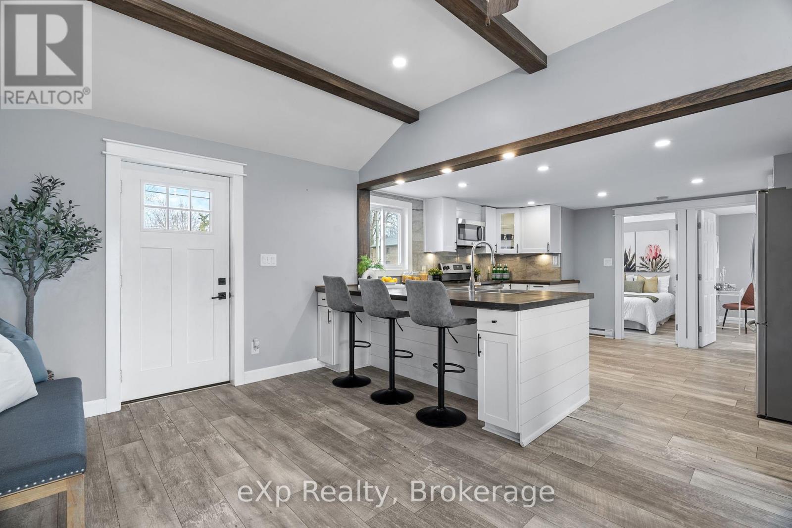 Property at 236 SYDENHAM STREET image 5
