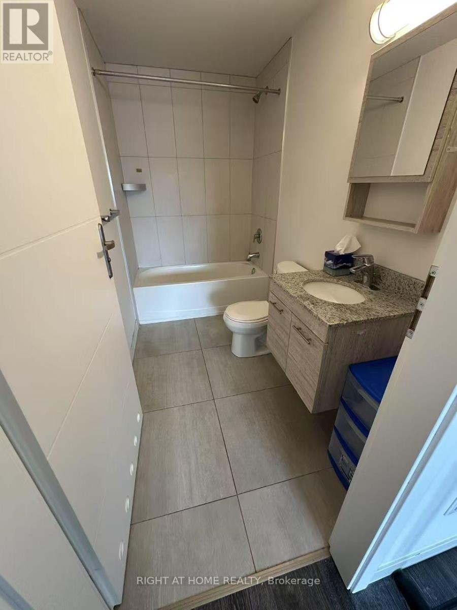 604 - 251 Hemlock Street, Waterloo, Ontario  N2L 3R4 - Photo 24 - X12092830