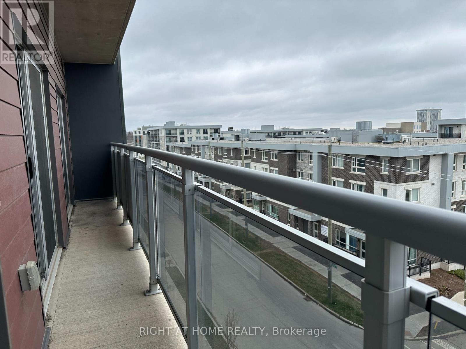 604 - 251 Hemlock Street, Waterloo, Ontario  N2L 3R4 - Photo 29 - X12092830