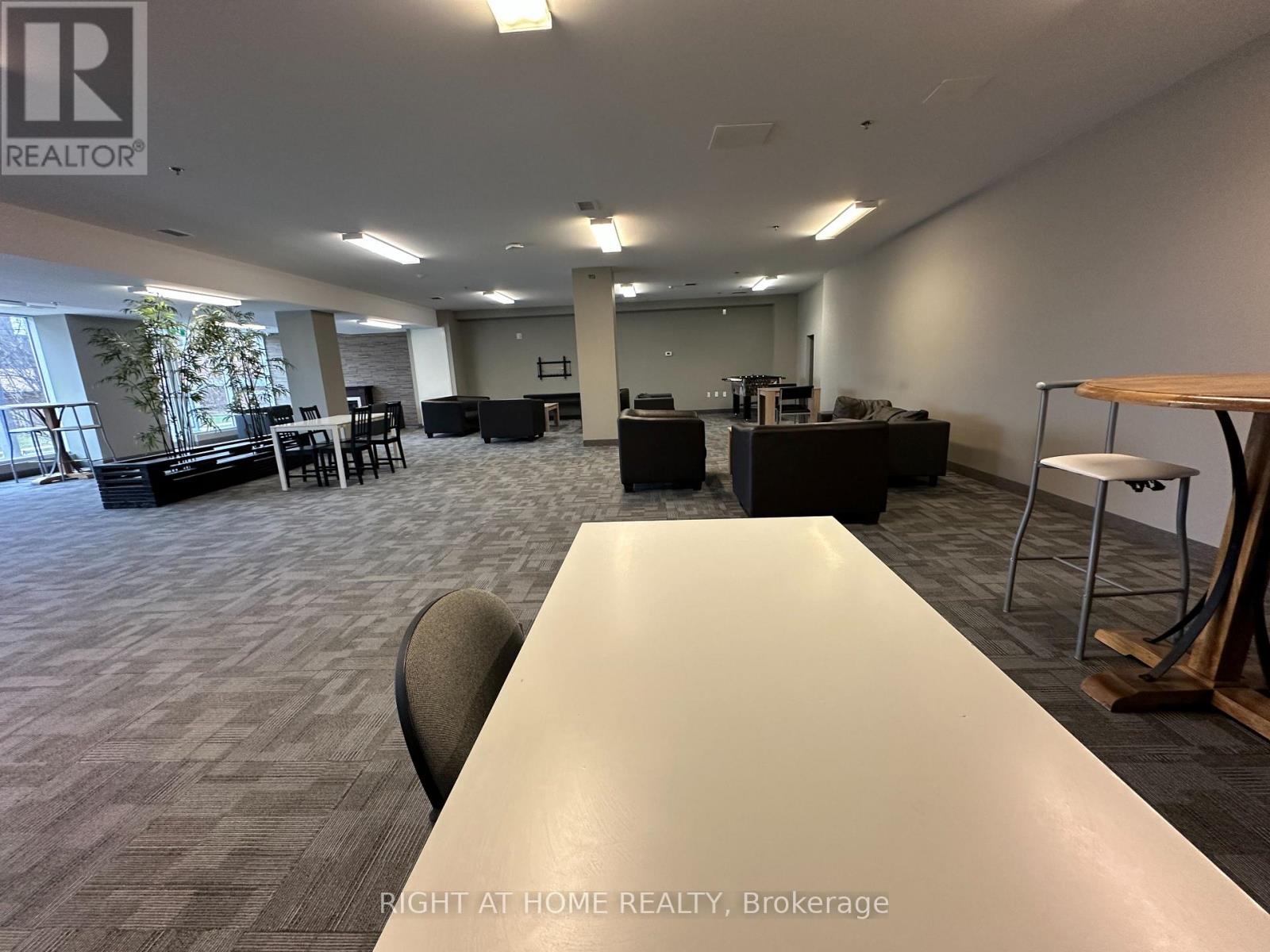 604 - 251 Hemlock Street, Waterloo, Ontario  N2L 3R4 - Photo 37 - X12092830