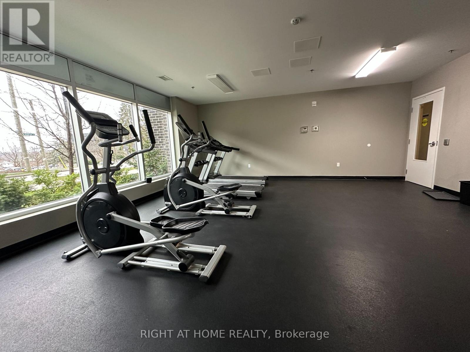 604 - 251 Hemlock Street, Waterloo, Ontario  N2L 3R4 - Photo 47 - X12092830