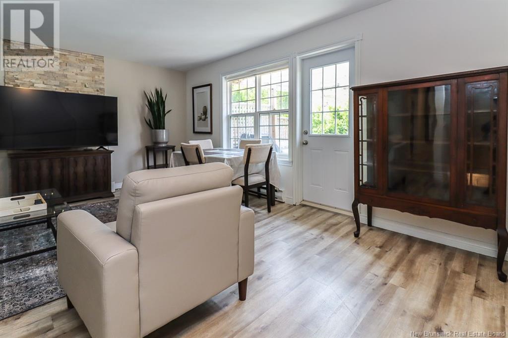 Property at 171 Lancaster Street image 4