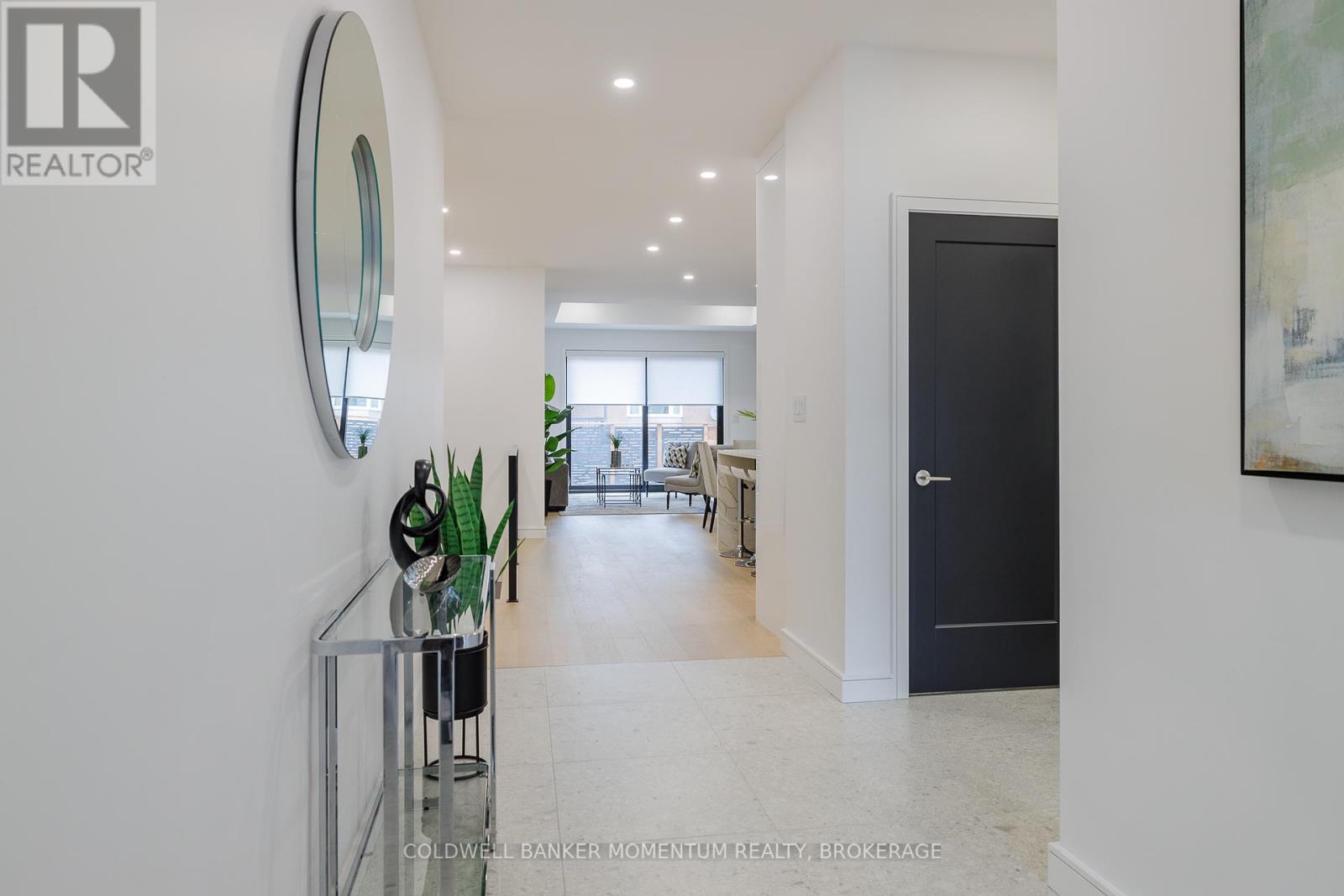 Property at 40 IVY CRESCENT image 5