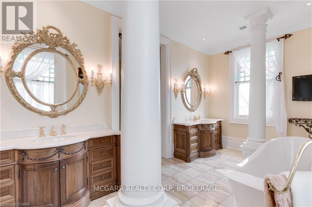 22 Bayview Drive, St. Catharines (Port Dalhousie), Ontario  L2N 4Y4 - Photo 21 - X12126775