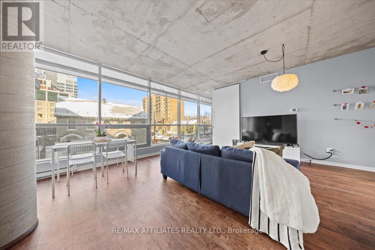 201 - 180 York Street, Ottawa, Ontario  K1N 1J6 - Photo 8 - X12077334