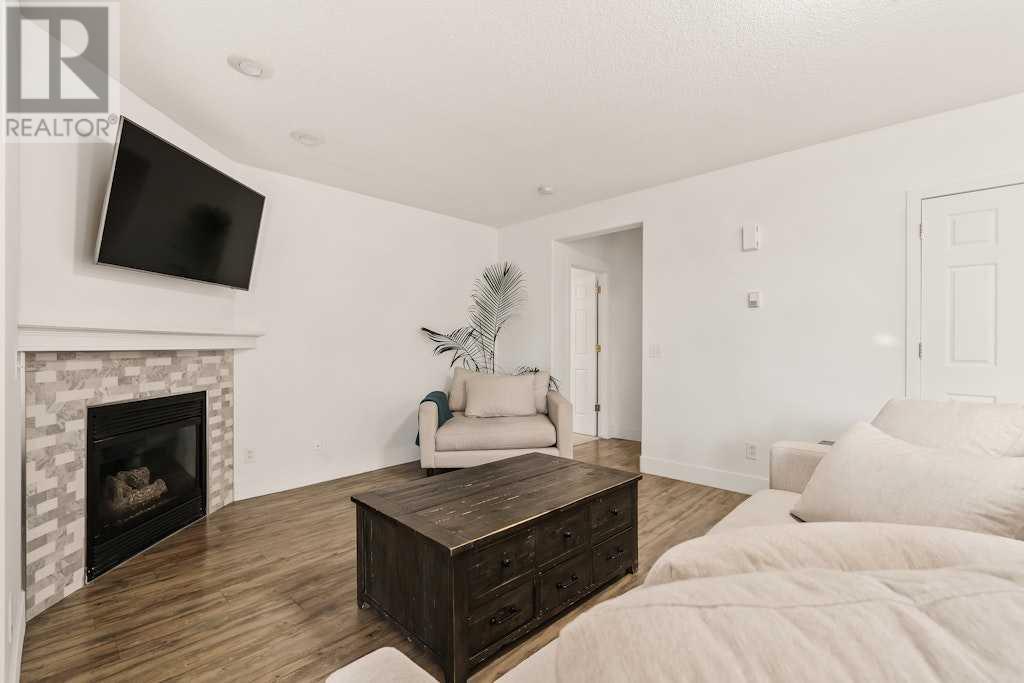 Property at 35, 5616 14 Avenue SW image 2