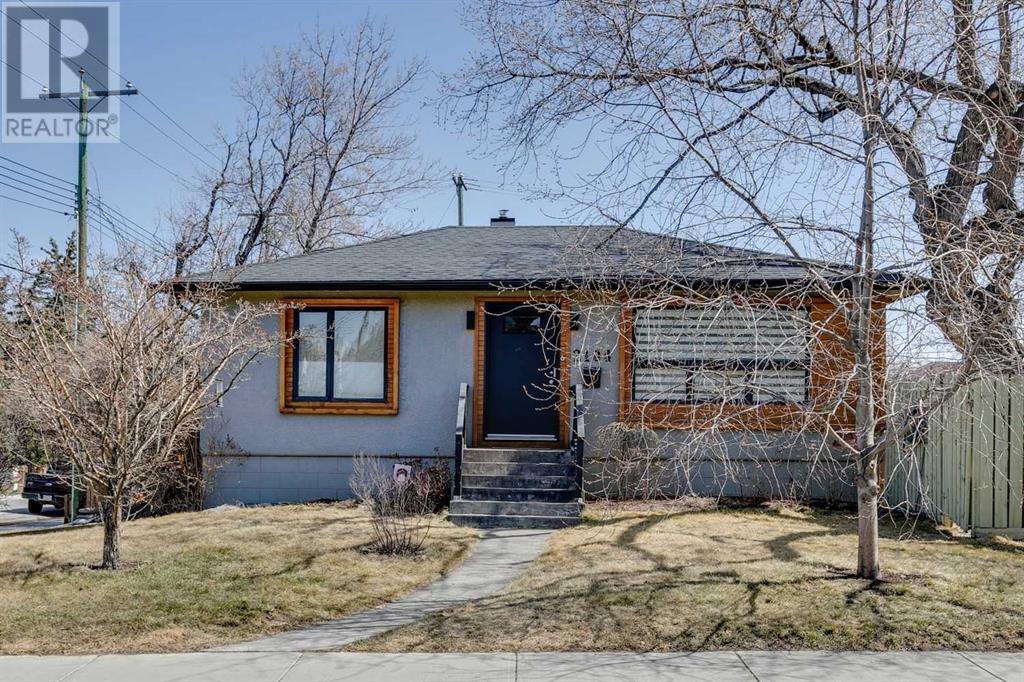 Property at 2104 16 Street SW image 1