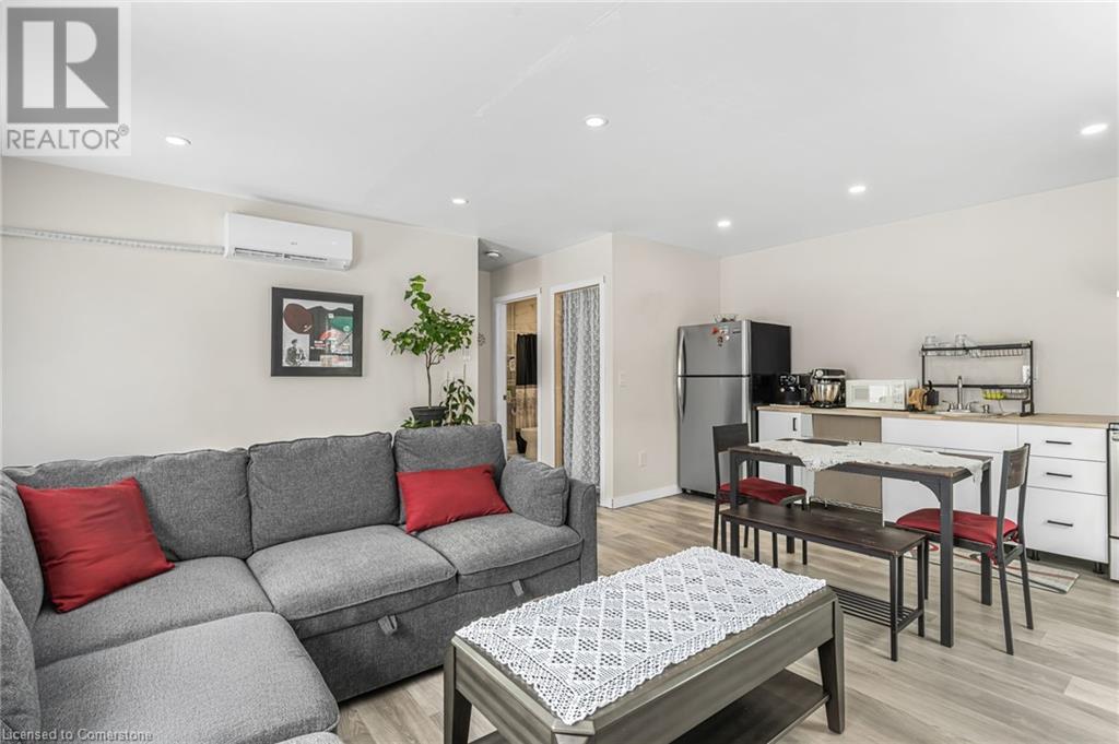 221 BOWEN Road Unit# B, Fort Erie, Ontario