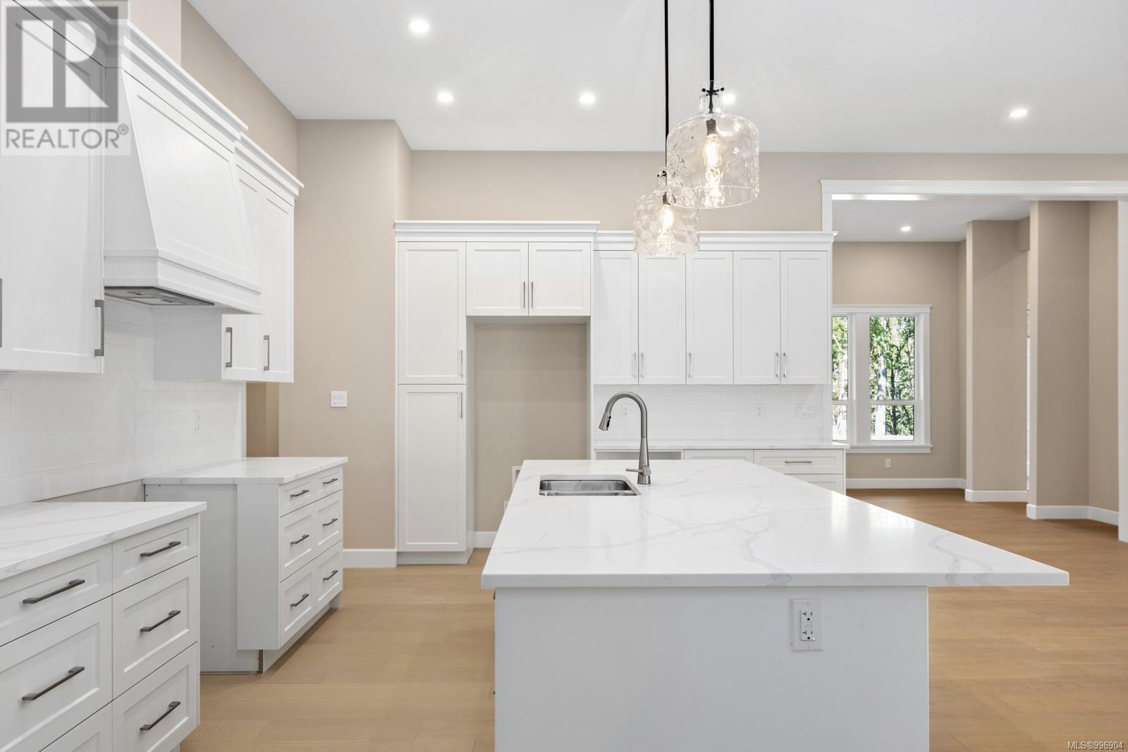 Property at 1054 Fern Ridge Dr image 2