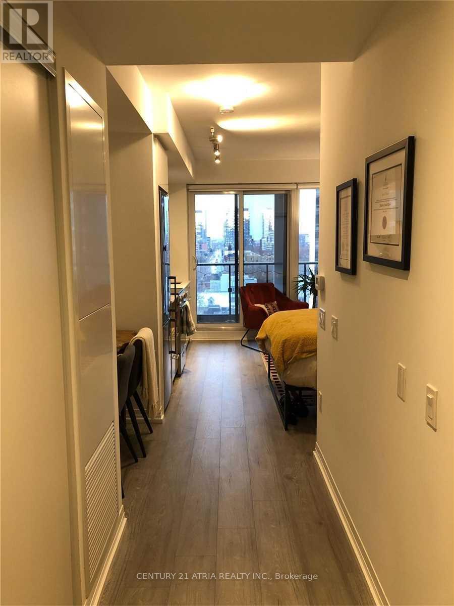 810 - 251 Jarvis Street, Toronto, Ontario  M5B 0C3 - Photo 4 - C12126636