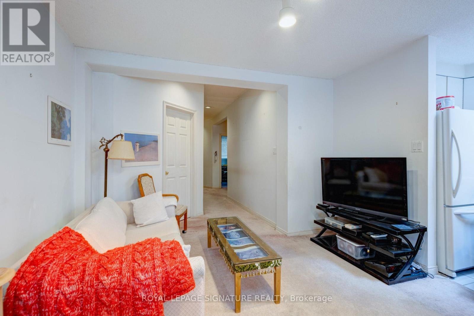 Property at 465 GLADSTONE AVENUE image 3