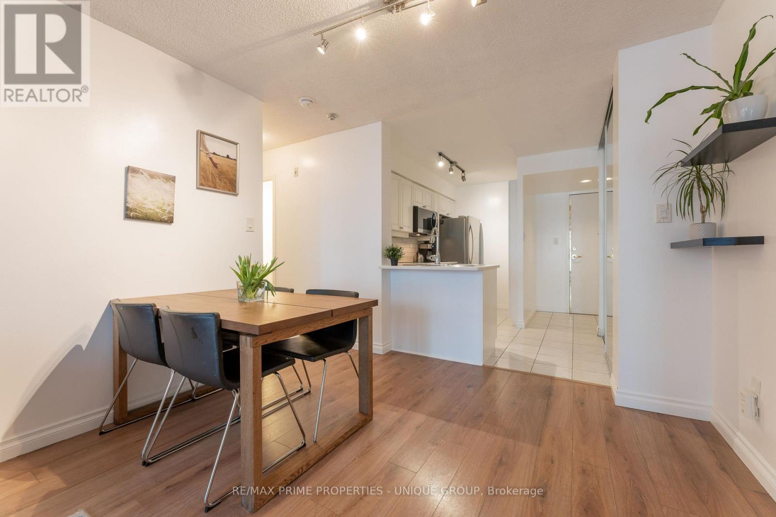 211 - 188 Redpath Avenue, Toronto, Ontario  M4P 3J2 - Photo 11 - C12126694