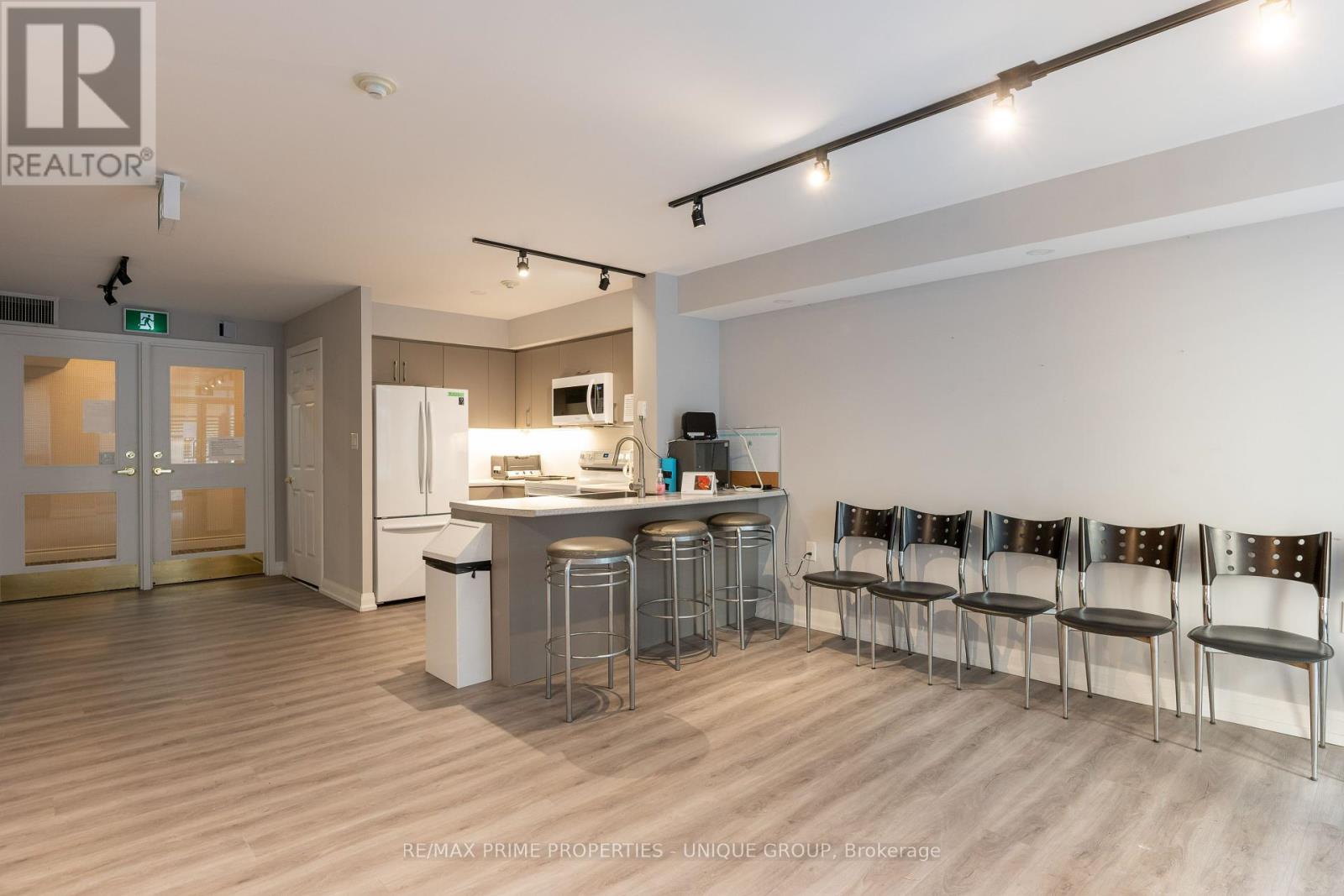 211 - 188 Redpath Avenue, Toronto, Ontario  M4P 3J2 - Photo 24 - C12126694