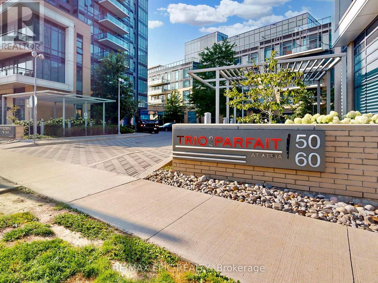 611 - 50 Ann O'reilly Road, Toronto (Henry Farm), Ontario  M2J 0C9 - Photo 2 - C12126701