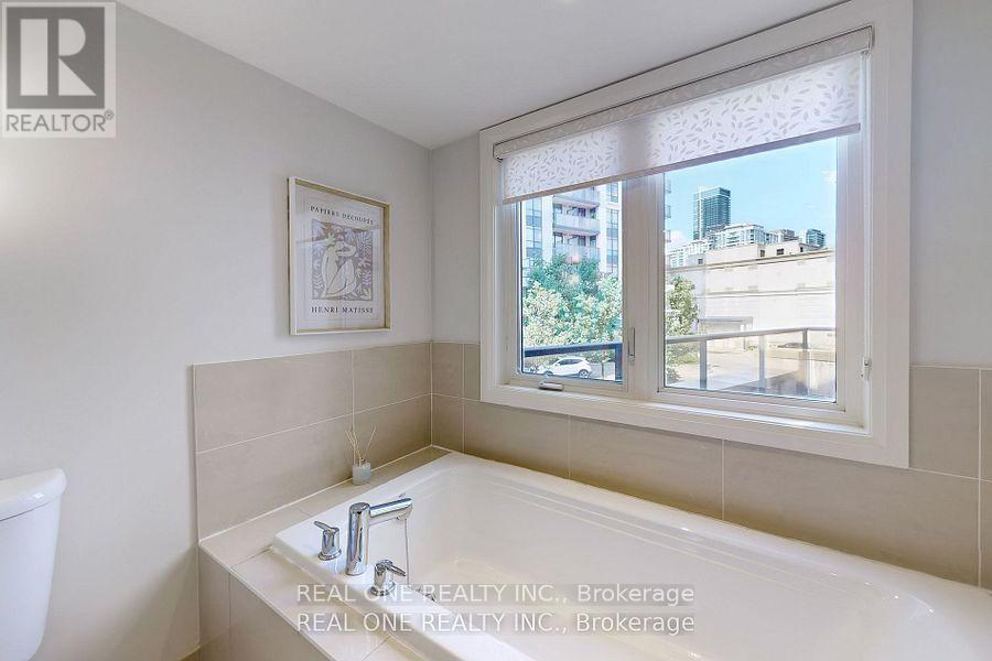 Th 49 - 115 Harrison Garden Boulevard, Toronto, Ontario  M2N 0C9 - Photo 24 - C12126711