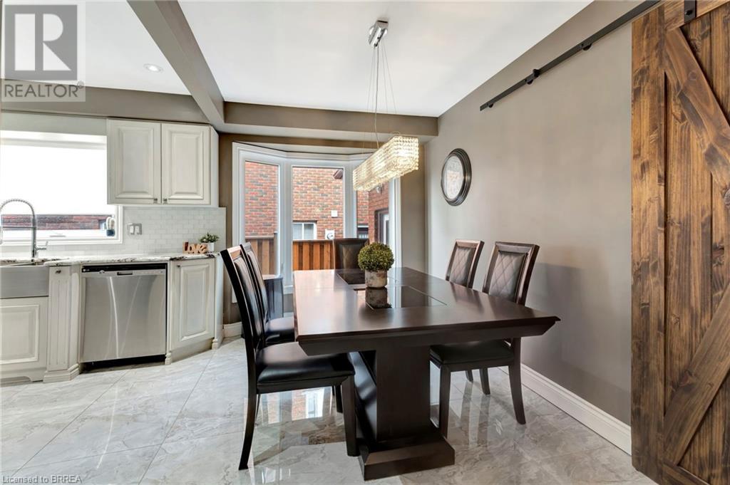 14 Federal Street, Stoney Creek, Ontario  L8E 4P7 - Photo 5 - 40722368