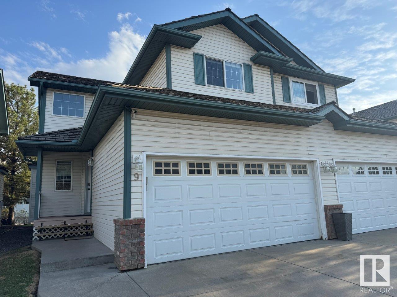 Property at #9 211 BLACKBURN DR E SW image 1