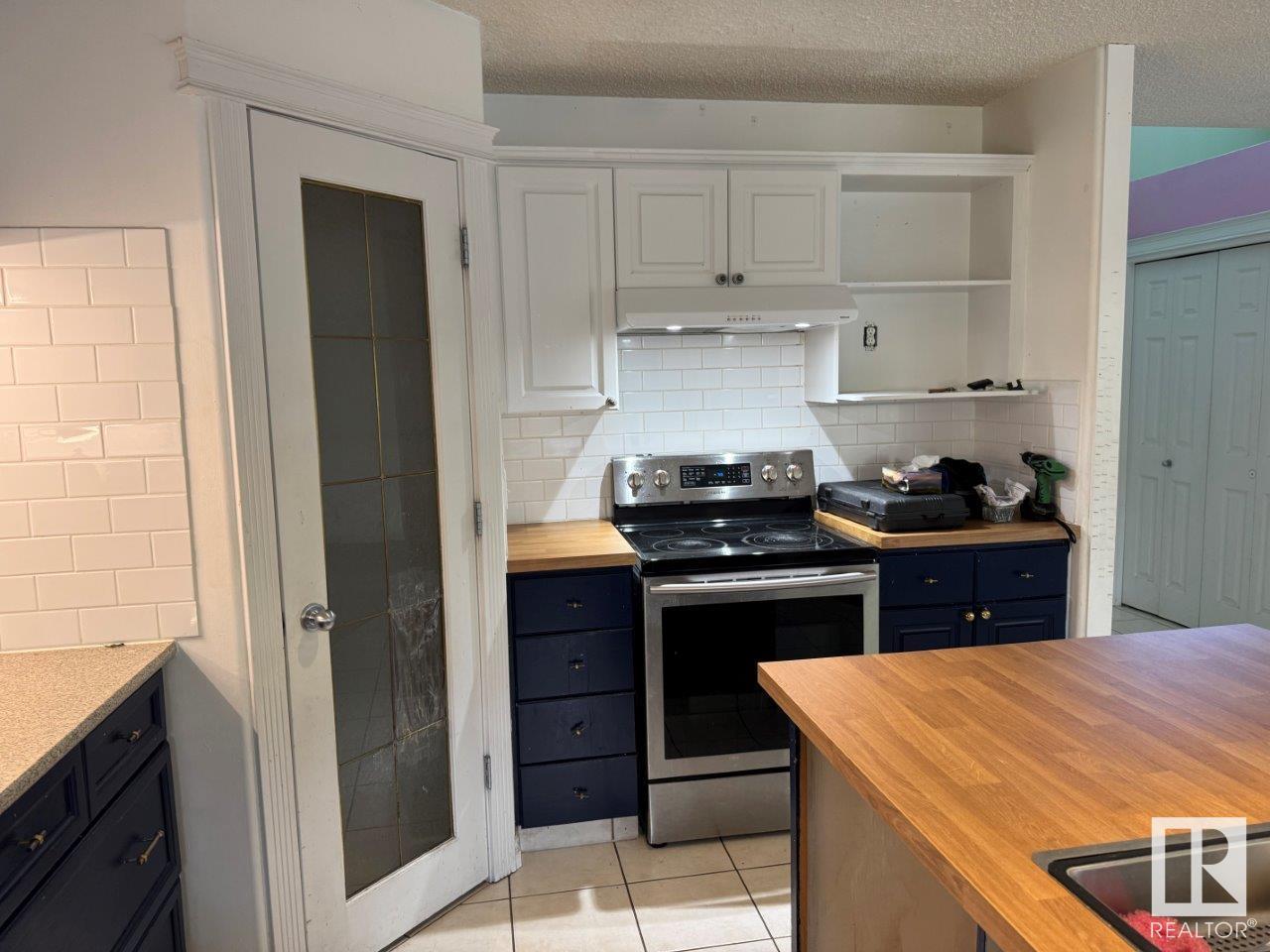 Property at #9 211 BLACKBURN DR E SW image 5