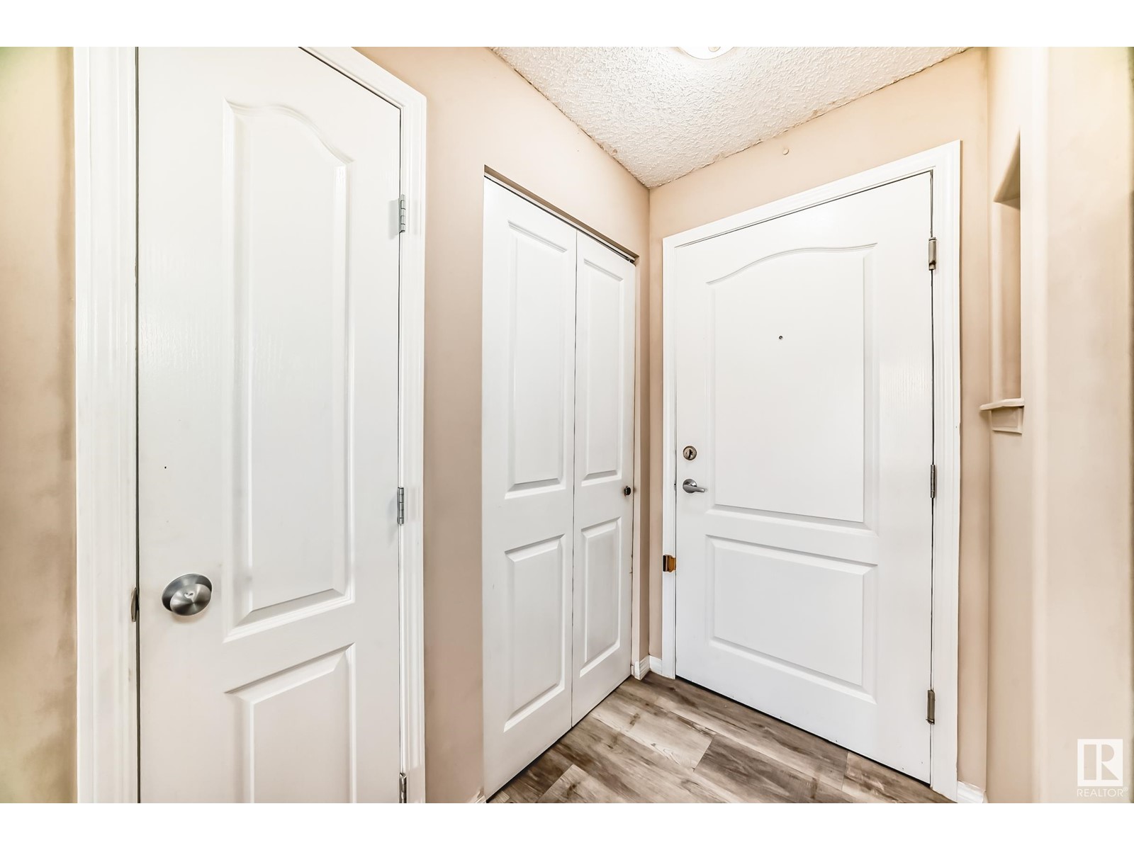 Property at #135 3425 19 ST NW image 2