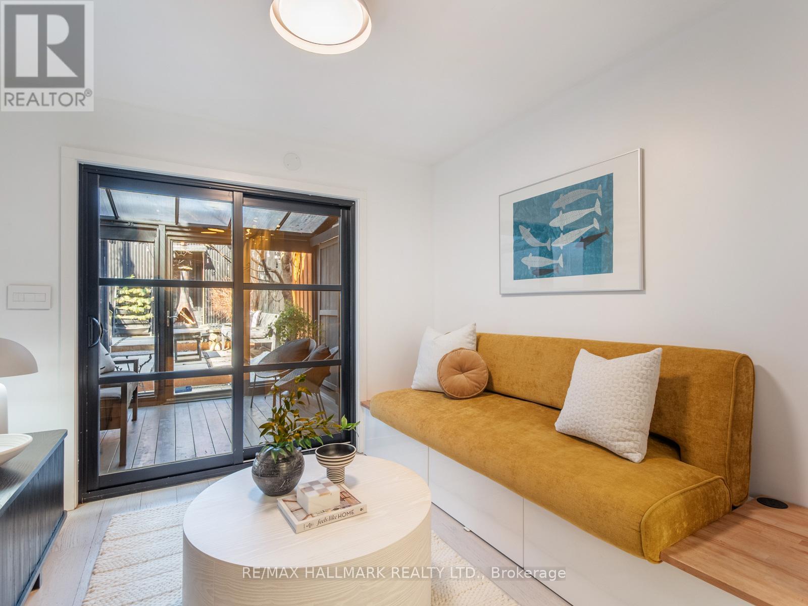 2 First Avenue, Toronto, Ontario  M4M 1W8 - Photo 16 - E12126742